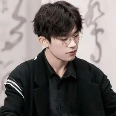 千玺头像高清图片最新艺术照易烊千玺爆帅照片