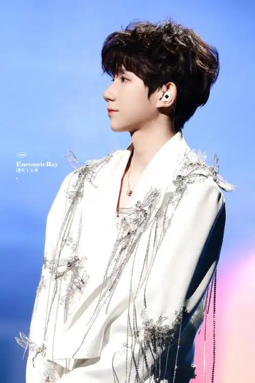 王源绊王源##王源微博年度号召力音乐人