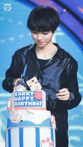 王俊凯# 160921 王俊凯17岁生日会 高清9p