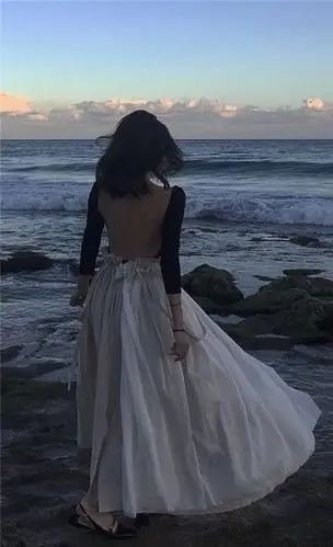 女生手机壁纸霸气欧美风2018委屈这种东西藏在心里就好