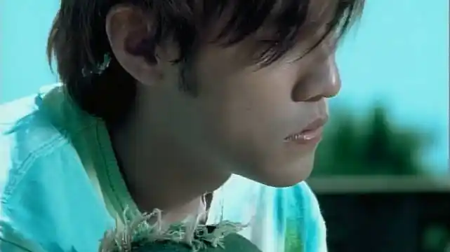 周杰伦《晴天》mv 2160p高清修复版 《晴天》