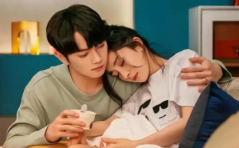 刘恺威一生3个女人(好惨!刘恺威两次传恋情)