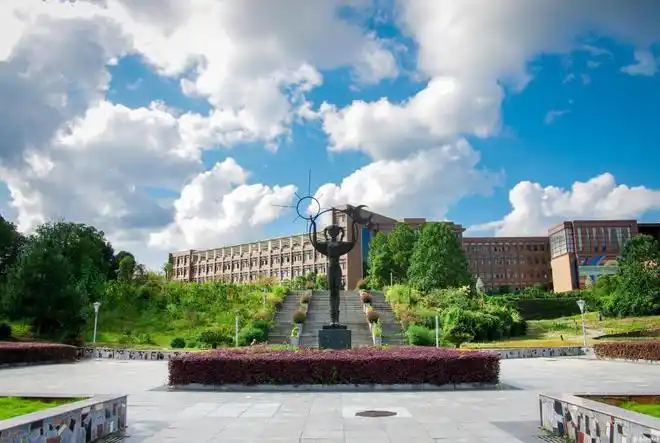 江西这所公办大学一本招生超级遇冷缺额多到叫人无语