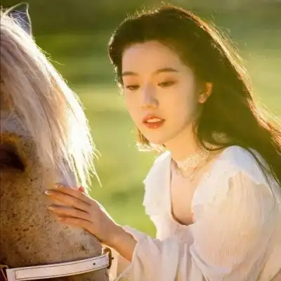 真人头像女生复古高清好看的复古优雅真人头像图片