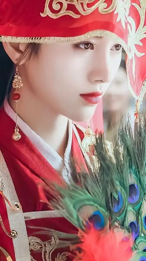 【鞠婧祎的古装造型 灵动温婉】最近在网剧#芸汐传#里,@鞠婧祎饰演