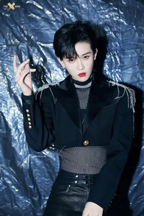 陆柯燃太好看了!