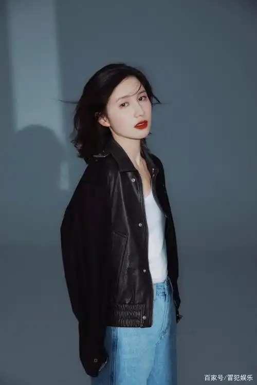 王雨馨控诉黄景瑜家暴的真相到底如何,或许只有等本人出面回应才能