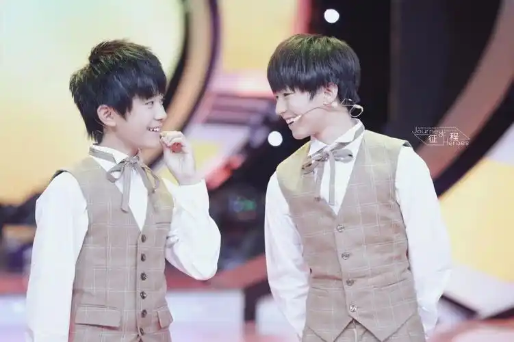 王俊凯:全世界都在等我飞更高,你却担心我会受伤