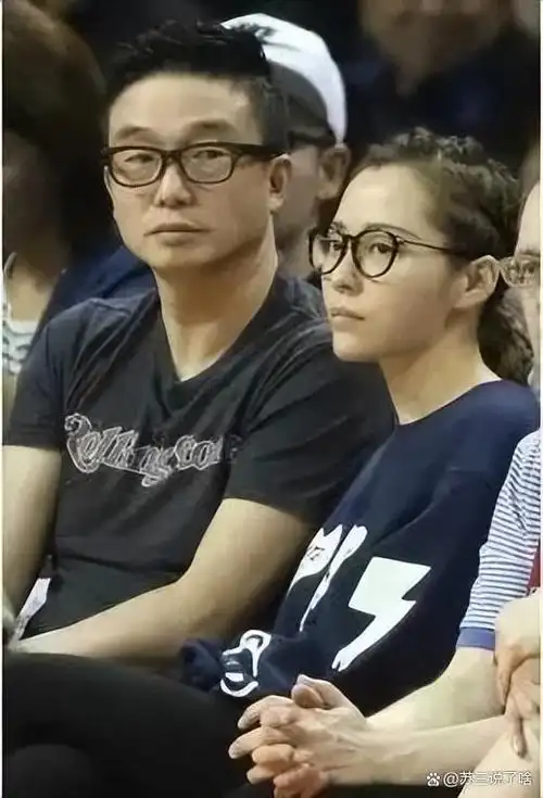 回顾超女现状04届冠军四处商演李宇春身患重病张靓颖被骗6亿