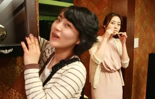 宋允儿《secret》剧照