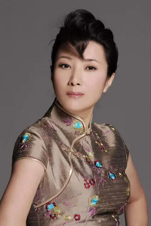 王静《苏三》横店开机 "孟夫人"当上"苏母"