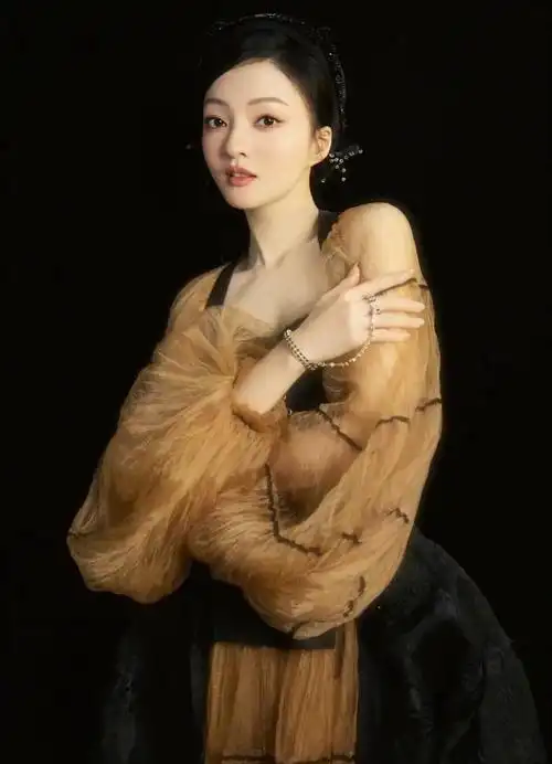 张韶涵高清魅力写真美艳动人