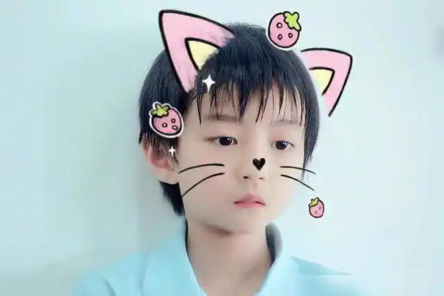 你的童年我的童年,好像都一样,就连王俊凯的童年都和我们也一样