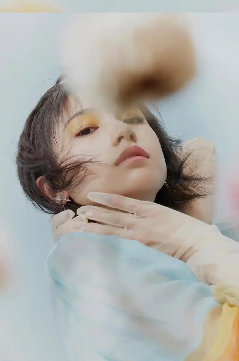 姜梓新精美壁纸:清新灵动,少女感十足!