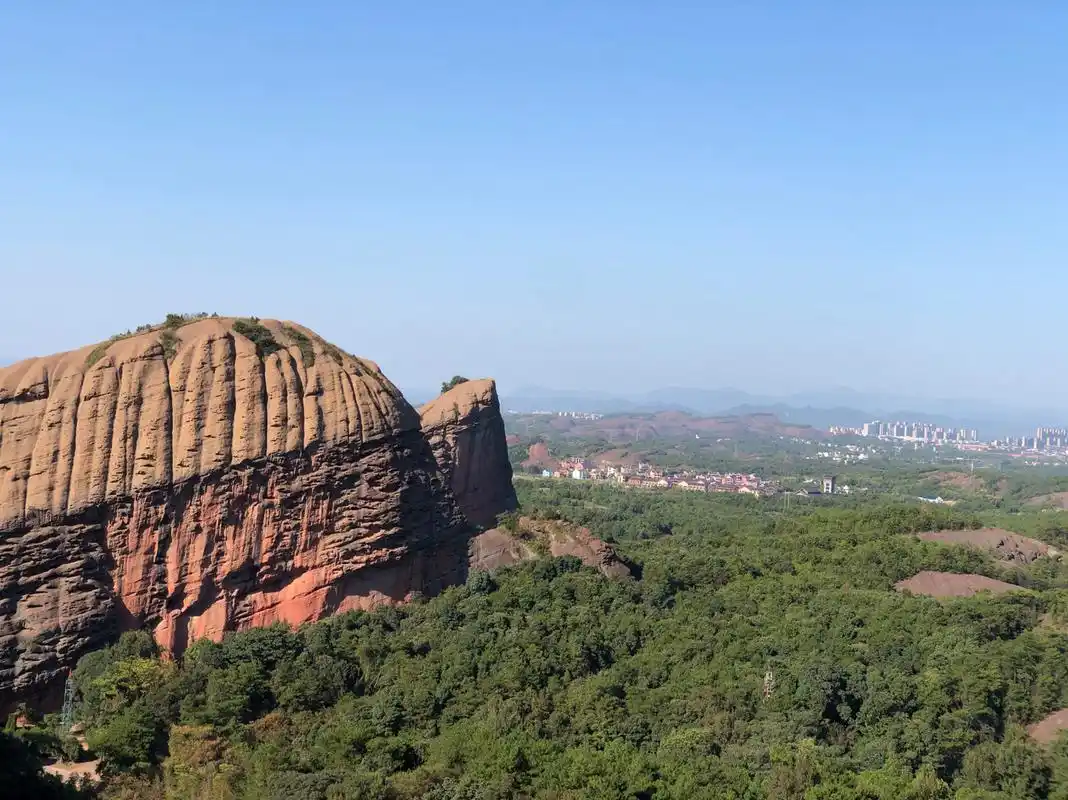 9878江西龟峰景区|拜访森林里的巨龟 十一连假发掘的最美景点就属