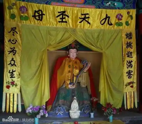 九天圣母娘娘像