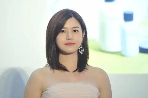 陈妍希产后更诱人,下半身失踪,美得性感妖艳!