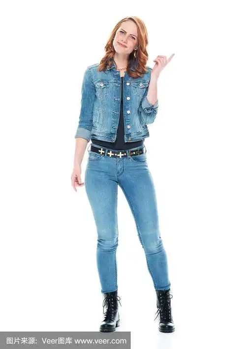 正面图/全身/一个20-29岁的成年人漂亮的红头发/长发白种人女性/年轻