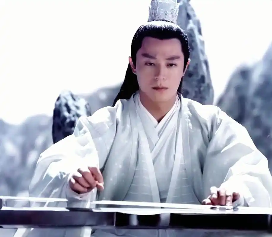 一部《花千骨》,让霍建华饰演的白子画成为大家心目中古装美男第一人.