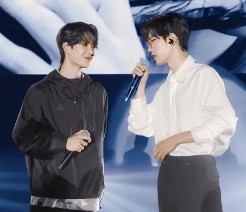 "为对话内容,【 】为弹幕内容*第一次写文,不喜勿喷07*请勿上升真人