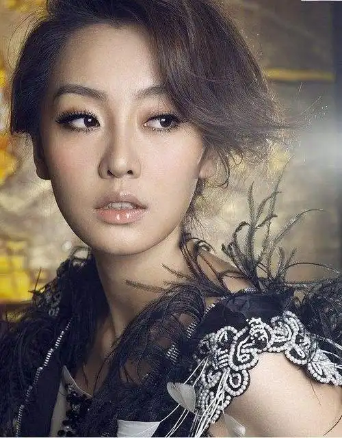 刘洋女演员个人资料 刘洋主持人个人资料简介-图片大观-奇异网