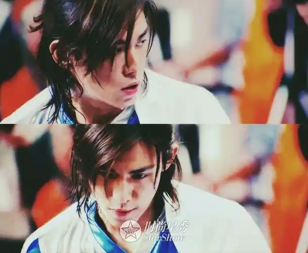 "我的名字很好记,楚河汉界——陈楚河.