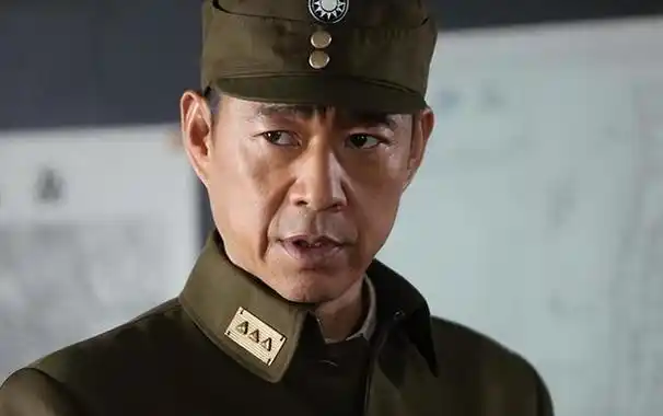 张丰毅,这位娱乐圈的老艺术家,凭借出色的演技赢得了无数赞誉.