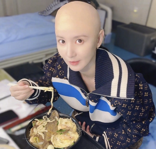 晒光头照,网友直呼光头也很美|光头|张萌|造型_新浪新闻