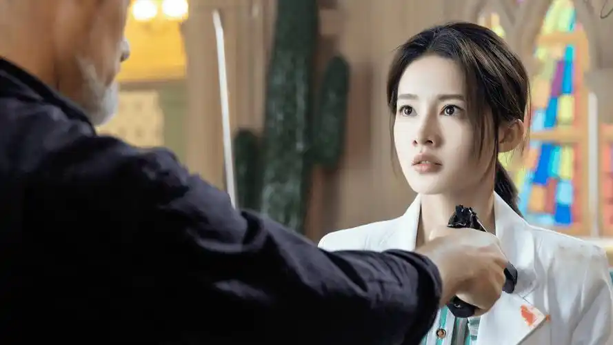 黄景瑜李沁爱上特种兵开播cp感远胜白敬亭马思纯恐超越城池营垒