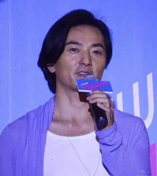 从大红大紫到消失荧屏,郑伊健的"退隐"之路,根结在此_陈浩南_电影