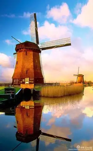 美景风车屋