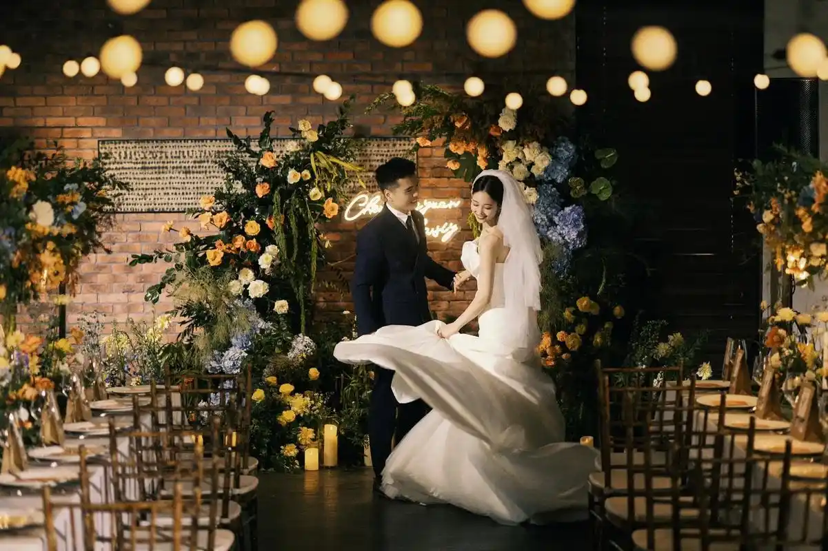 晚宴婚礼现场新娘美美哒