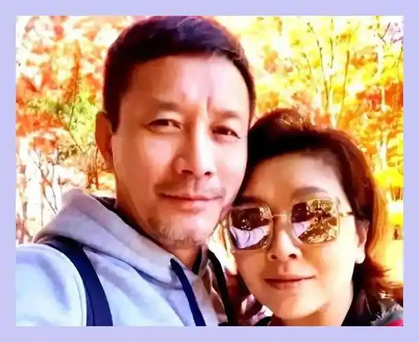 本以为这8位男演员还是单身,其实都已结婚多年,妻子都是明星