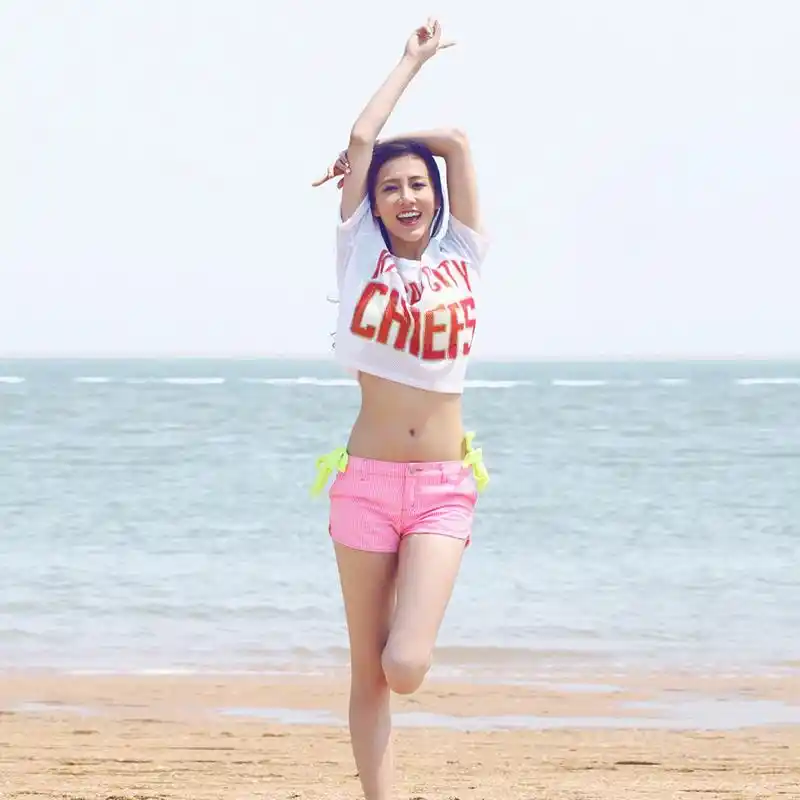 弦子美照,在文艺范的道路上越走越远,简直美翻了