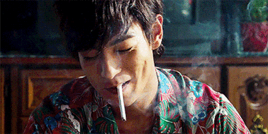 都被李易峰抽烟苏爆了吴亦凡胡歌他们抽起烟也很帅