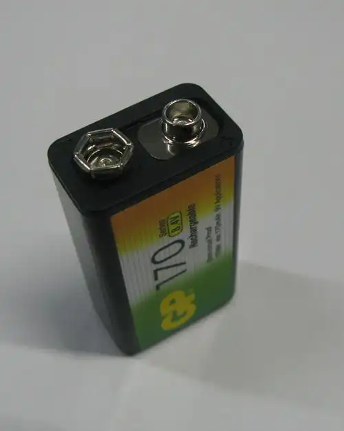 gp超霸9v方形电池17r8h镍氢充电电池170mah