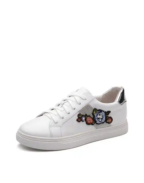 天美意2018新品专柜同款白/银色牛皮绣花系带鞋小白鞋女休闲鞋