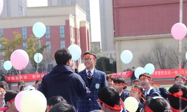 肥西县心理助考行动走进合肥八中铭传高中翡翠湖初中