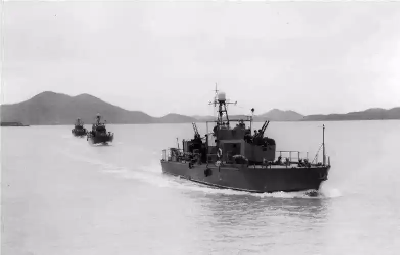 原创在海军70多年的历史上这样的巧合概率太低了称得上绝无仅有