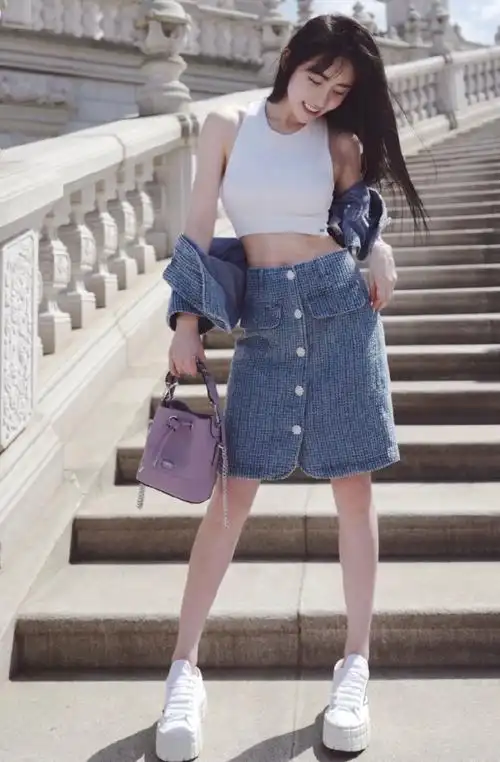 谁还记得《爱情公寓》的诺澜?32岁大变样,发福后却美出新高