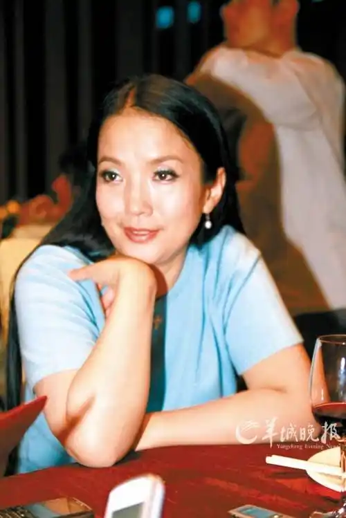 吕丽萍:老公是"上天赐予的最好礼物"