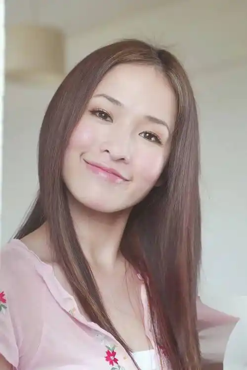 萧亚轩的迷人写真,展示她的绝代风华和无法抗拒的魅力!这谁顶得