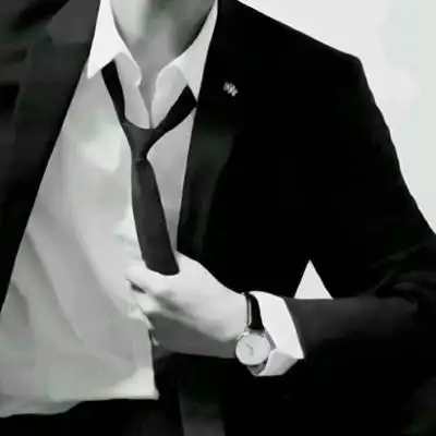 房产经纪人头像男正装正规房地产经纪人微