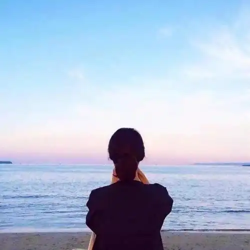 qq女生女头像小清新背影头像_头像图片_扣扣乐园