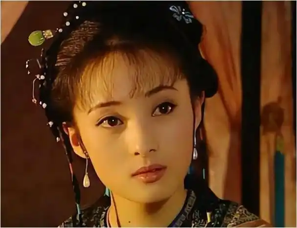 90年代内地十大美人:各个典雅大气,眉眼如画,美若天仙!