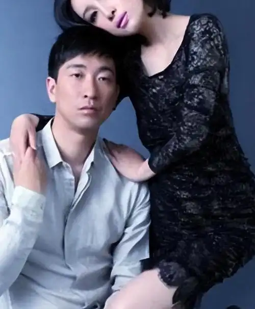 王千源40岁成名,背后竟是18年无戏可拍与妻子的无私奉献!