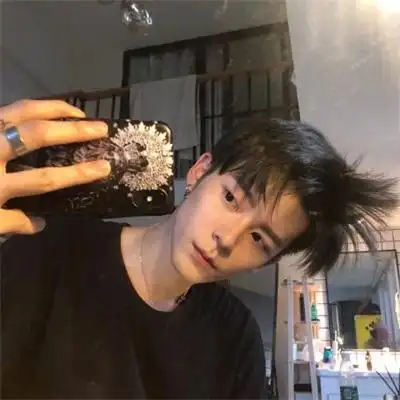 个性潮男图片头像冷酷干净帅气男生超酷真人头像图片