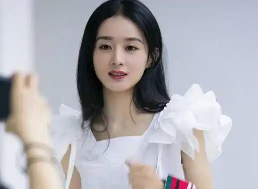 原创留中分后的女星赵丽颖回到从前看到关晓彤鹿晗让你半永久