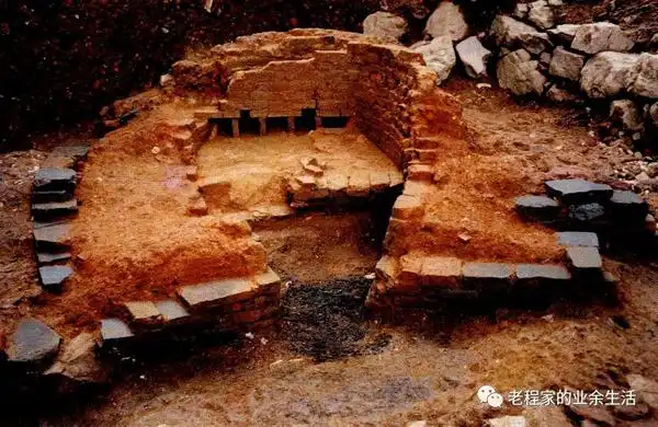 南宋官窑——因祭祀而生的宋代名窑_修内司