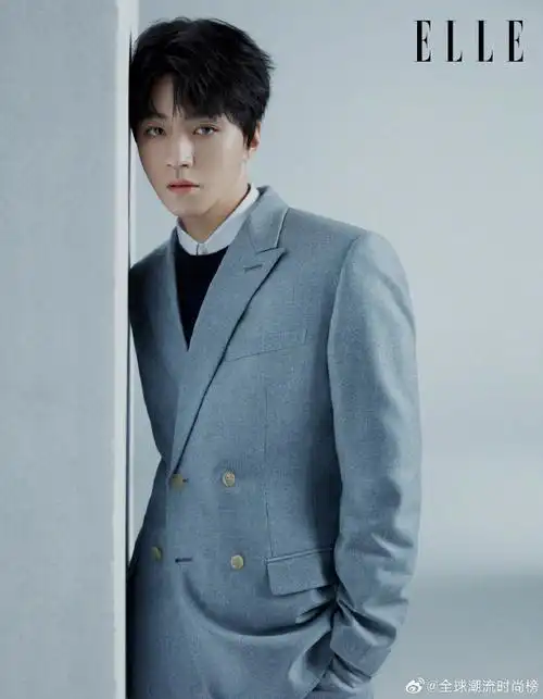 王俊凯elle四月刊封面##elle中法特别策划